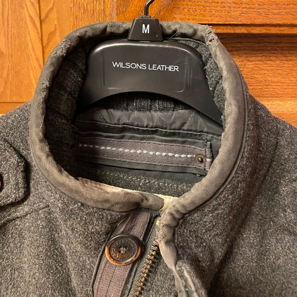 Abercrombie mens wool winter coat. Size medium. Good condition - Picture 2 of 4